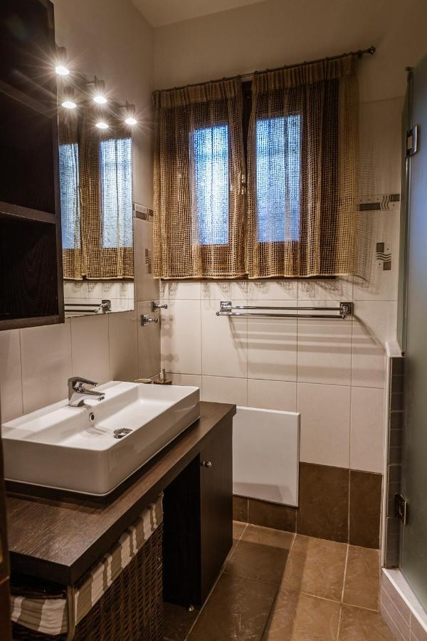 Cactus Maisonette Near Airport Villa Pórto Ráfti Dış mekan fotoğraf